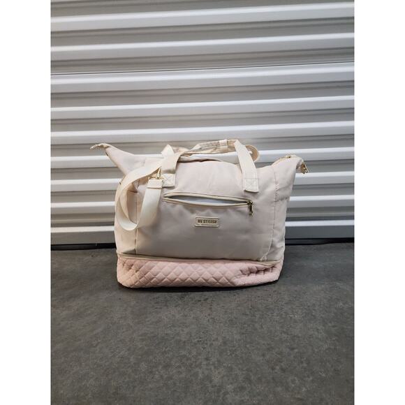 Carry On Weekender Bag w/ Shoe Compartment Airlines Approved 18x14x8 - Picture 1 of 9